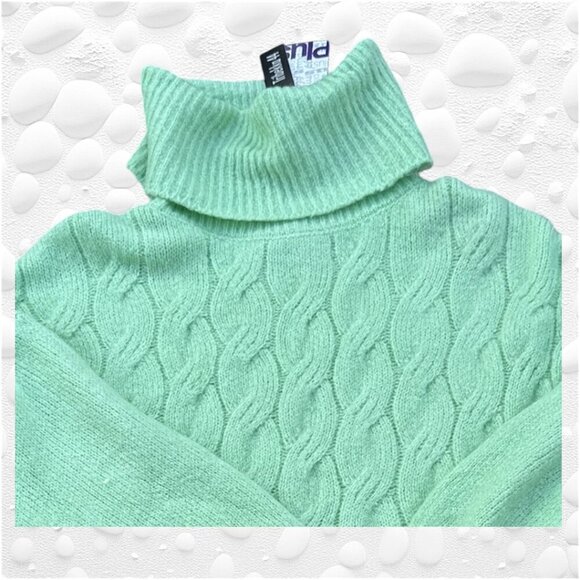 MINT GREEN Very Soft Turtleneck Plus Size 2X NWT - Picture 3 of 6